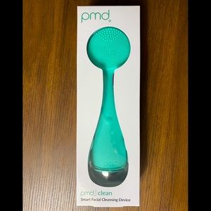 PMD Clean Smart Facial Cleansing Device